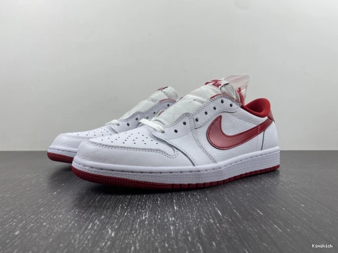 Jordan Low DailyWear 1 705329- Varsity Retro White Red 755 0521